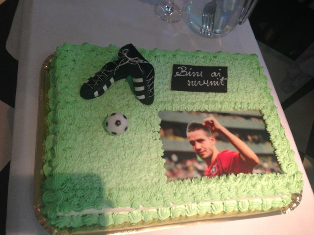 FOTO Surpriză la revenire » Cadoul primit de Chipciu după prima apariţie în acest sezon