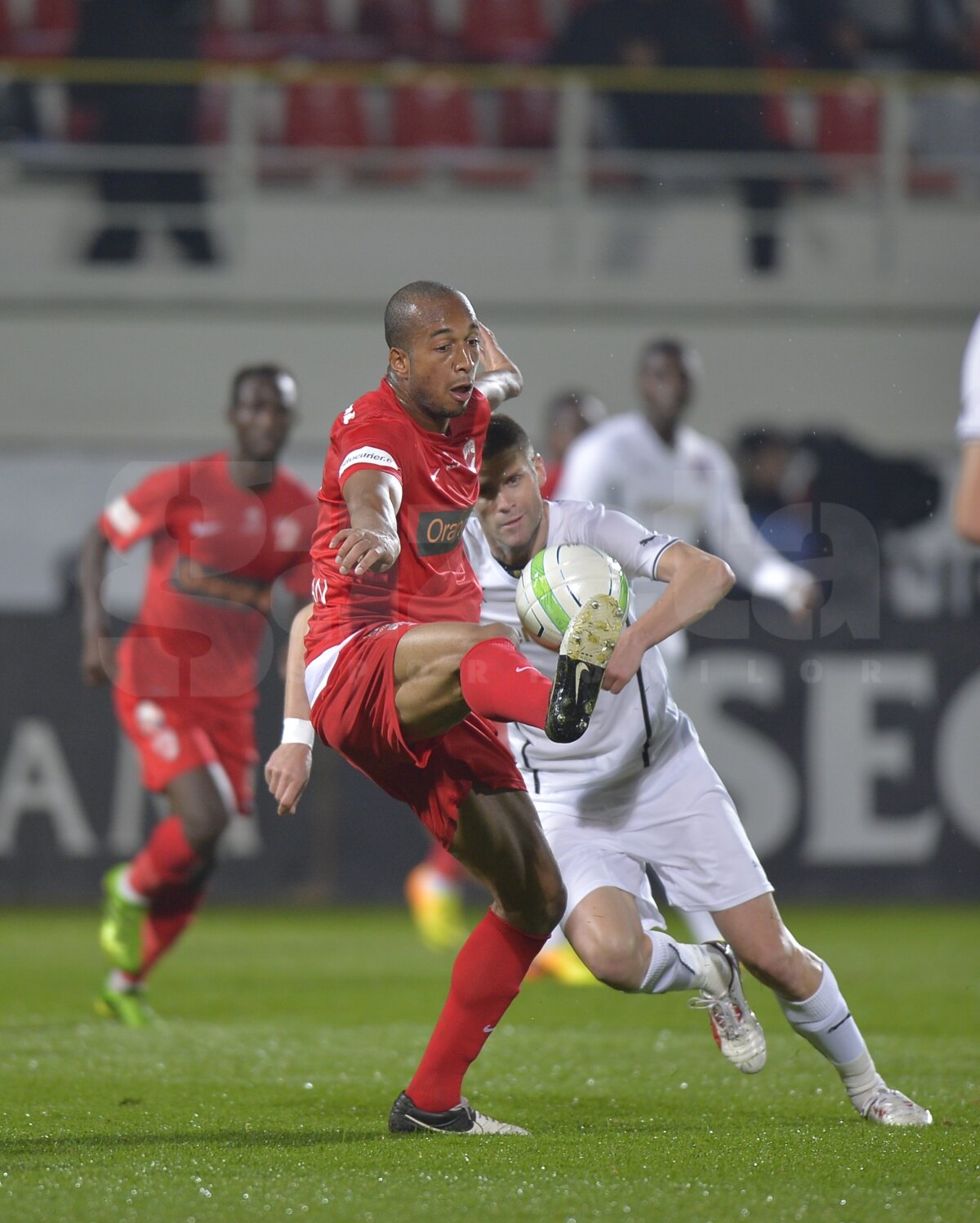 VIDEO şi FOTO Astra - Dinamo 2-1 » "Cîinii" se scufundă în clasament, Astra ţine aproape de Steaua