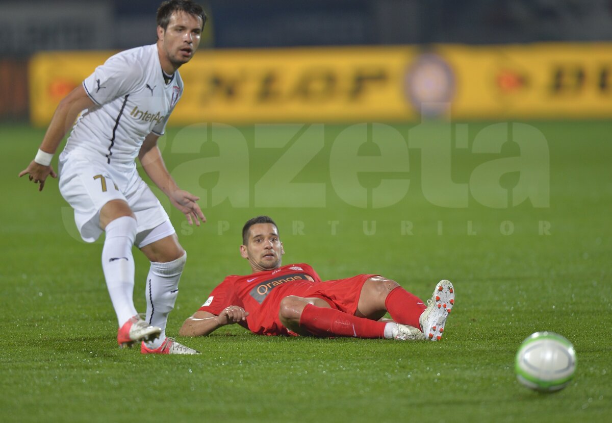 VIDEO şi FOTO Astra - Dinamo 2-1 » "Cîinii" se scufundă în clasament, Astra ţine aproape de Steaua