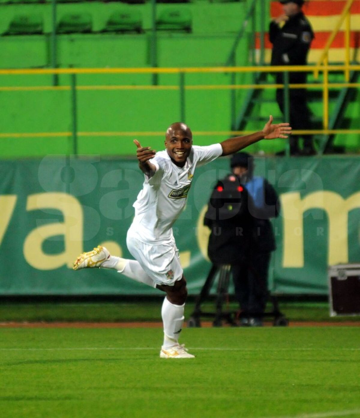 FOTO şi VIDEO FC Vaslui - U Cluj 2-0 » ”Şepcile roşii” rămîn fără victorie în acest sezon de Liga 1!