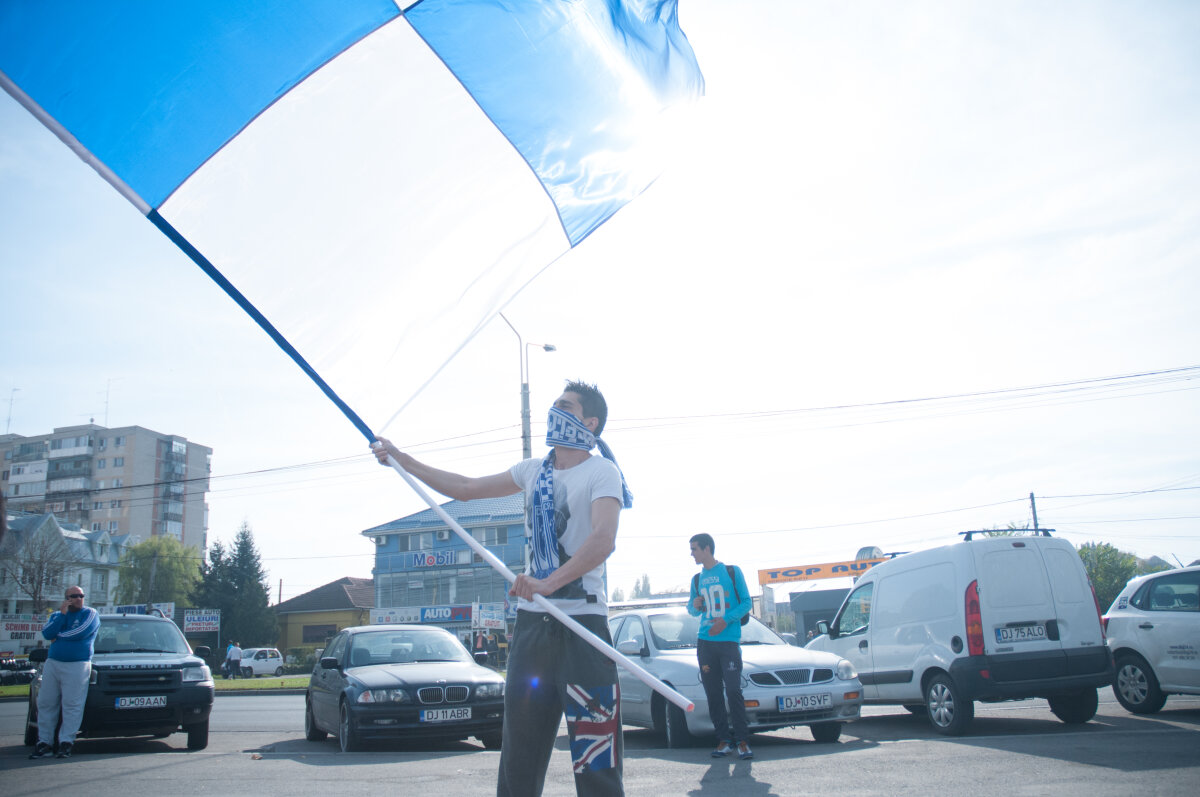 UPDATE Deşi a venit cu documentele, Ştiinţa n-a fost lăsată pe "Ion Oblemenco"! FOTO Mititelu a cedat nervos