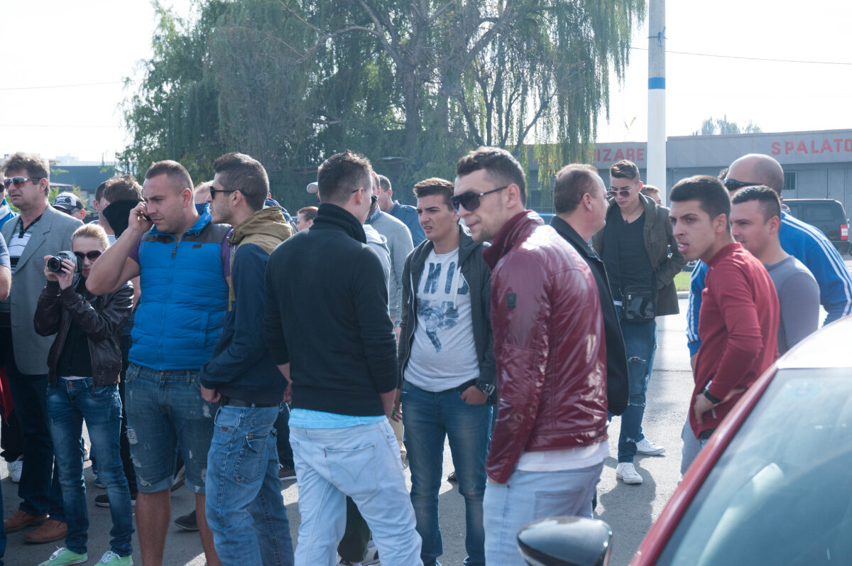 UPDATE Deşi a venit cu documentele, Ştiinţa n-a fost lăsată pe "Ion Oblemenco"! FOTO Mititelu a cedat nervos