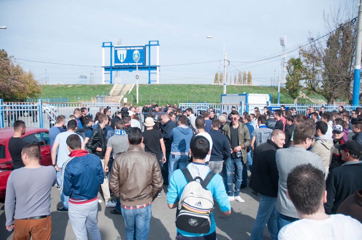 UPDATE Deşi a venit cu documentele, Ştiinţa n-a fost lăsată pe "Ion Oblemenco"! FOTO Mititelu a cedat nervos