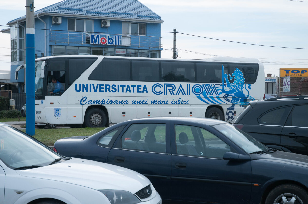 UPDATE Deşi a venit cu documentele, Ştiinţa n-a fost lăsată pe "Ion Oblemenco"! FOTO Mititelu a cedat nervos