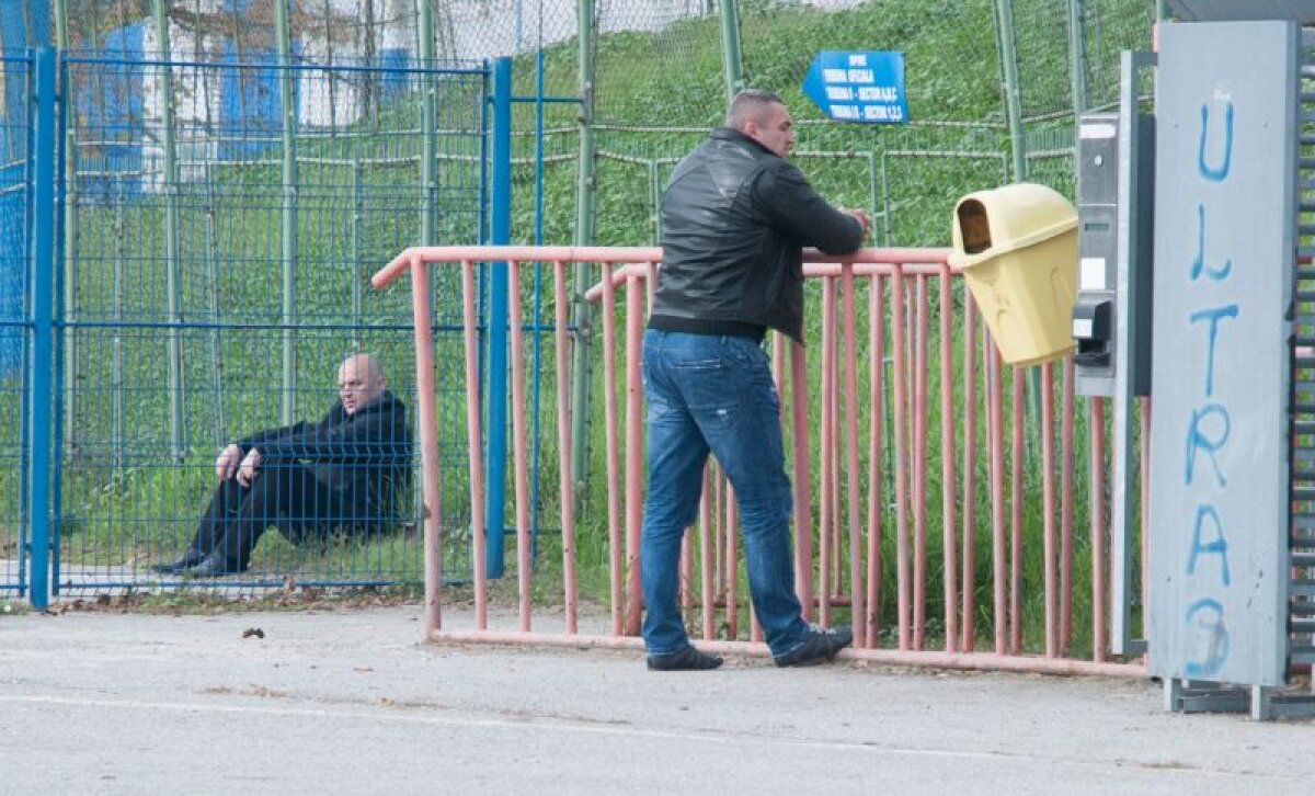 UPDATE Deşi a venit cu documentele, Ştiinţa n-a fost lăsată pe "Ion Oblemenco"! FOTO Mititelu a cedat nervos