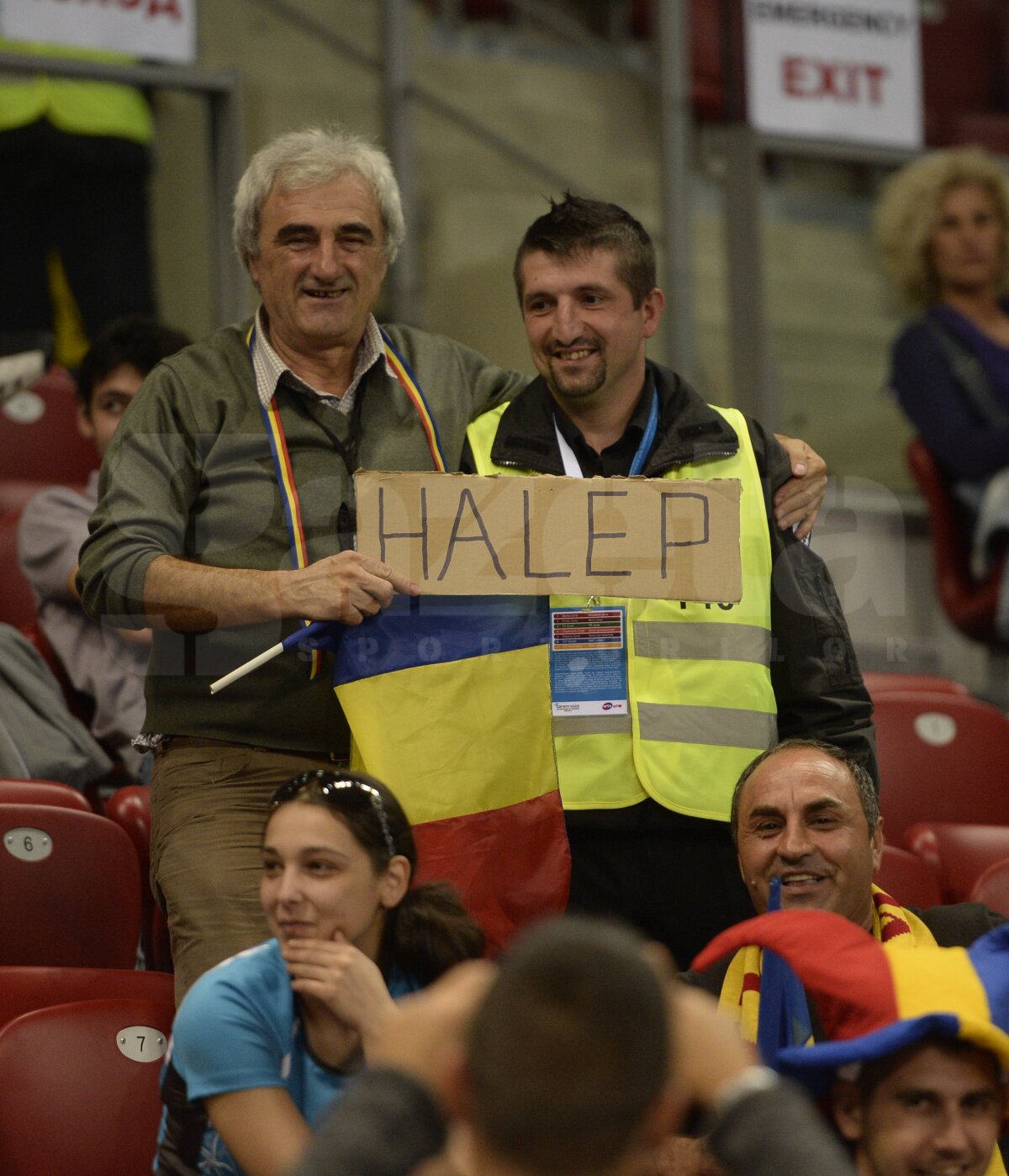 FOTO Halep continuă drumul în Tournament of Champions » Românca a învins-o şi pe Cornet şi e în semifinale!