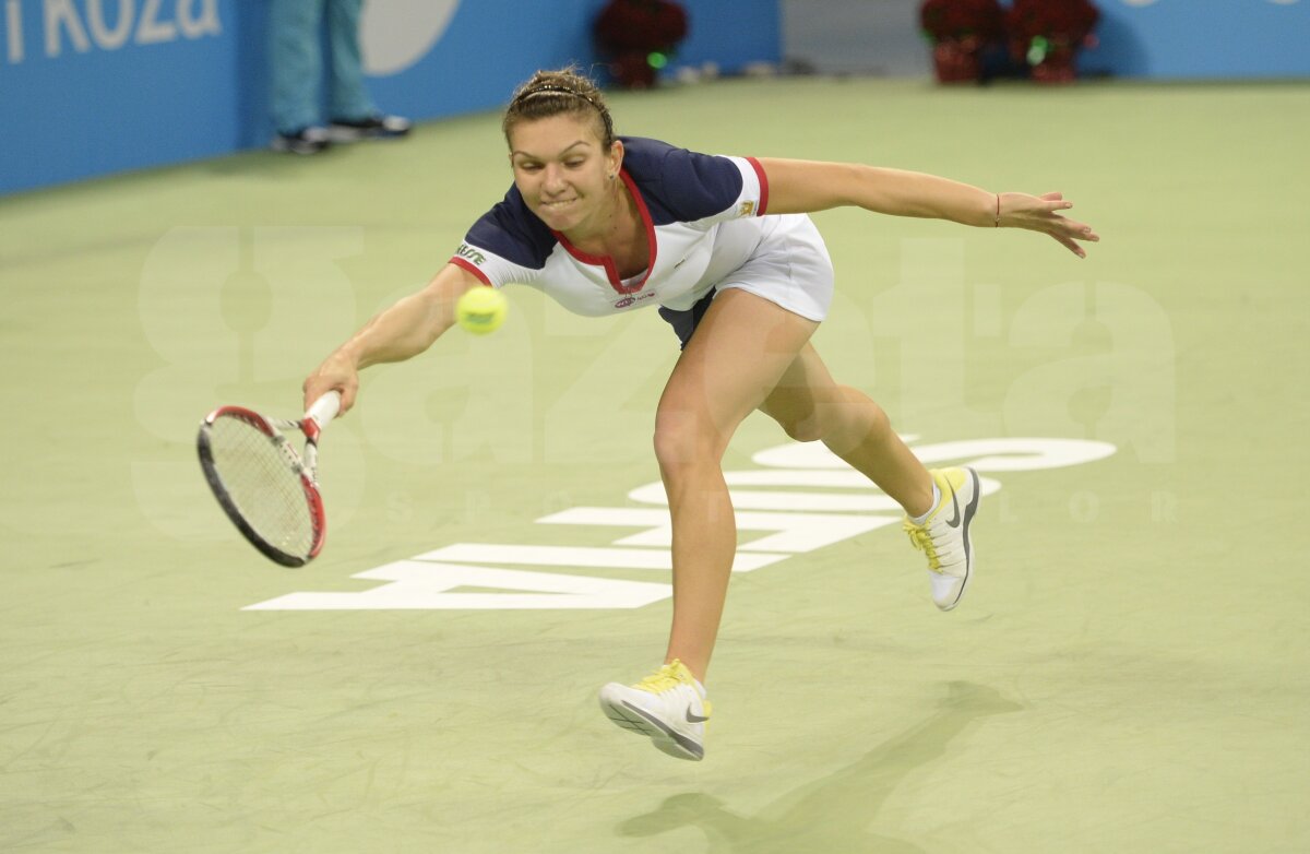 FOTO Halep continuă drumul în Tournament of Champions » Românca a învins-o şi pe Cornet şi e în semifinale!