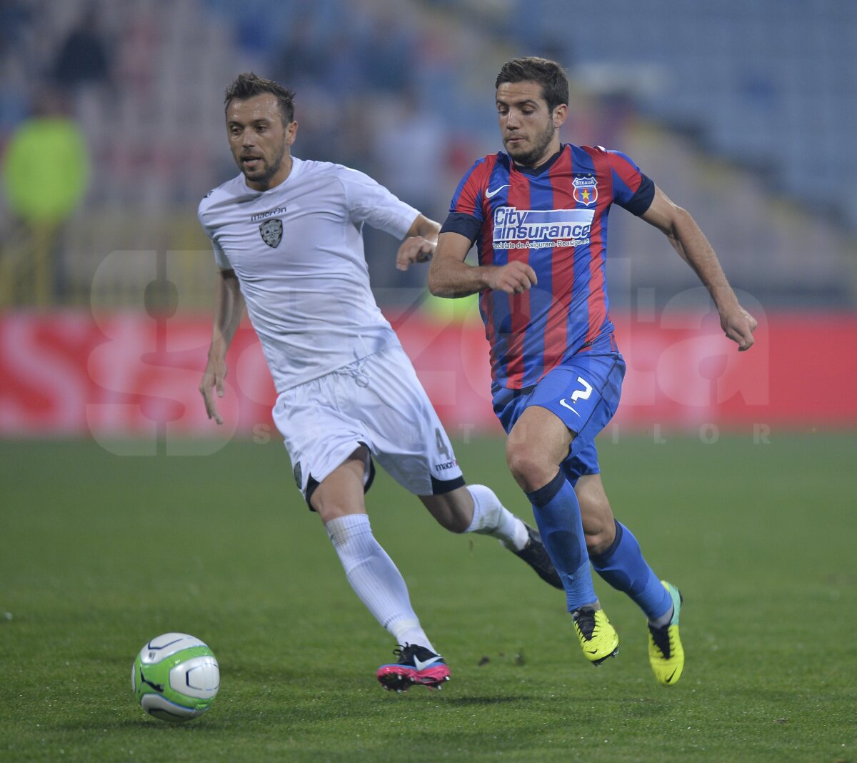FOTO Steaua - ACS Poli 2-0 » Roş-albaştrii se califică fără probleme în "sferturi"
