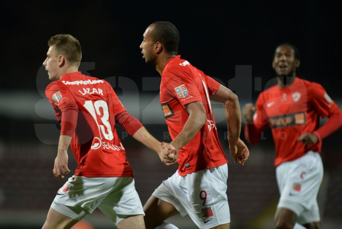 FOTO Victorie categorică în Cupa României » Dinamo este în sferturile competiţiei după 5-0 cu Chindia