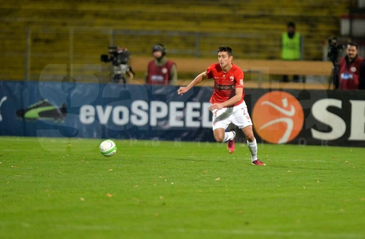 Un puşti de 17 ani a debutat la Dinamo în meciul cu Chindia: "Visez să devin un jucător de bază"