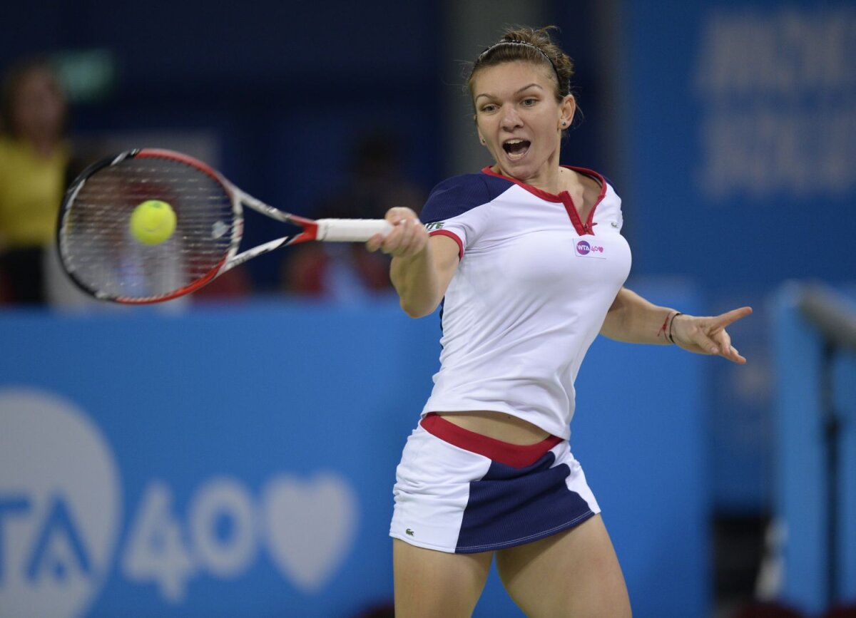 FOTO Inimă de leoaică » Simona Halep va juca cea de-a şasea finală din acest an: a trecut şi de Ana Ivanovici