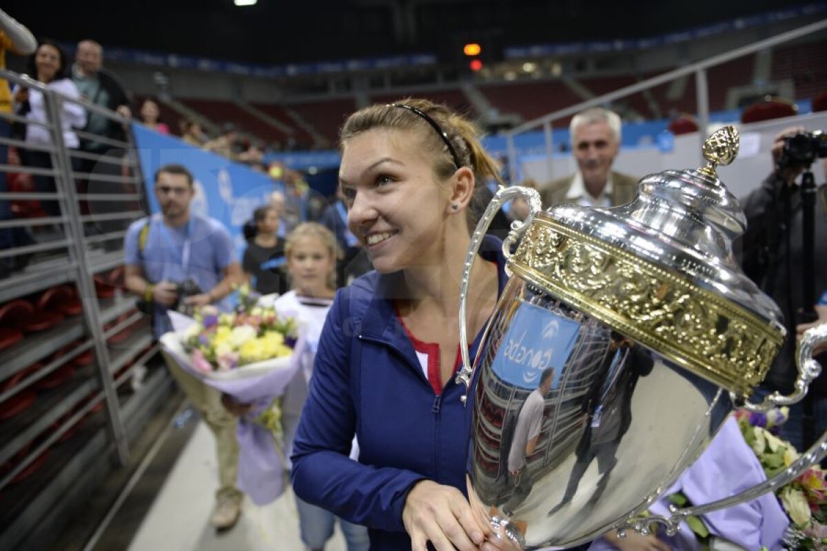 FOTO Regină la Turneul Campioanelor! Halep a învins-o pe Stosur în finala de la Sofia, după ce a revenit spectaculos de la 0-1