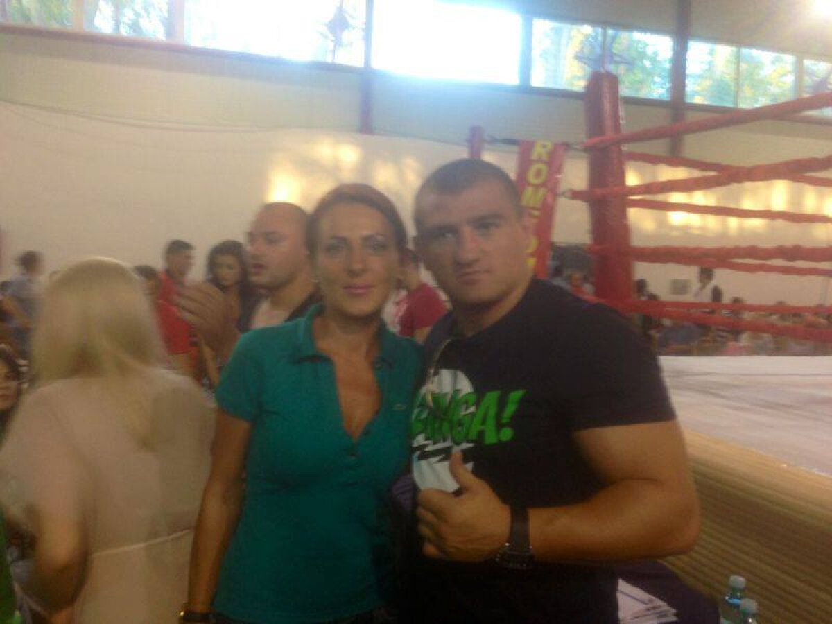 Ce-am ratat la LPF? "O fire creativă, demnă, cu simţul umorului", care urmăreşte citatele lui Octavian Paler ... pe facebook