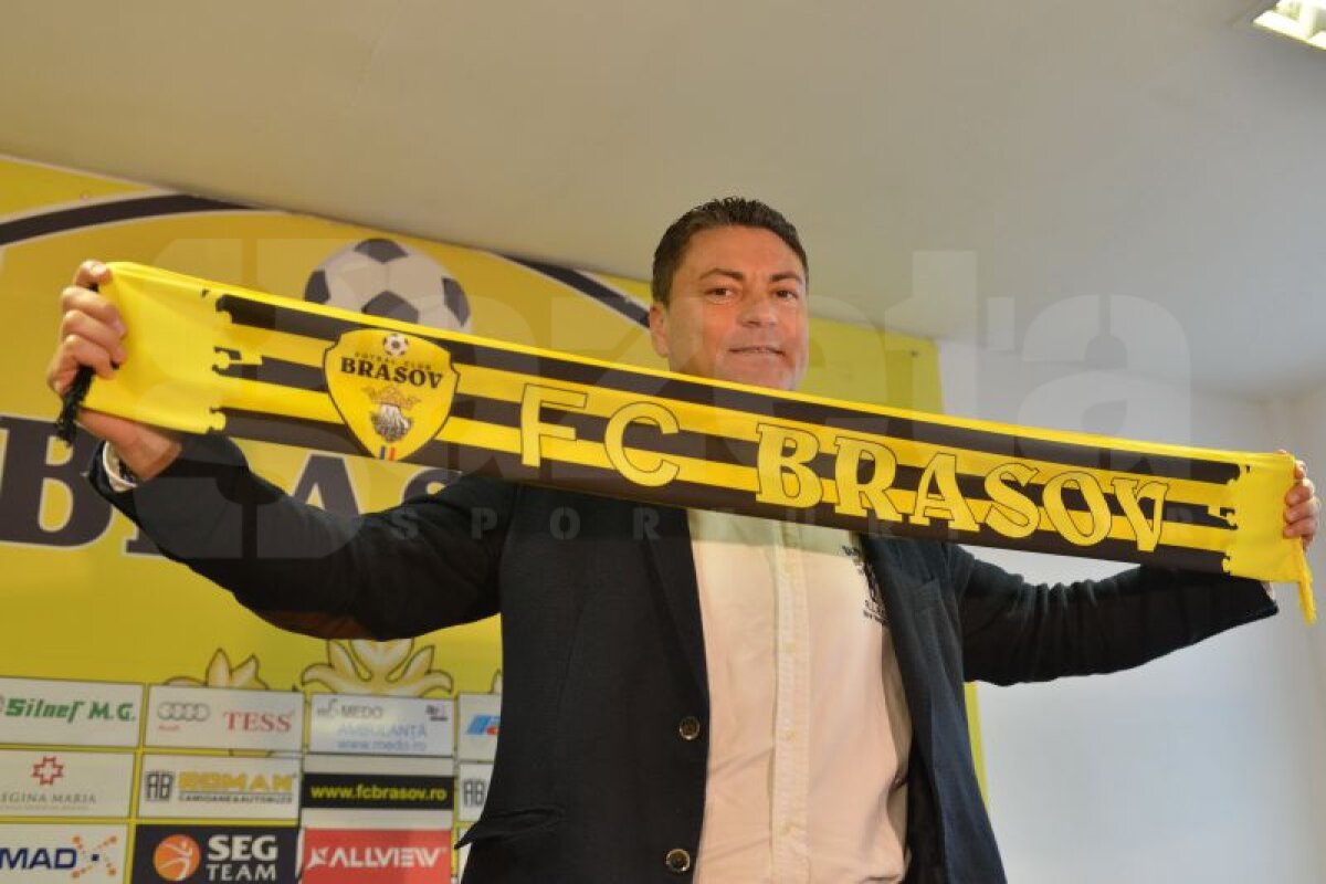 FOTO Ilie Stan a fost prezentat oficial la FC Braşov: "Am un lot valoros, trebuie să depăşim perioada mai dificilă"