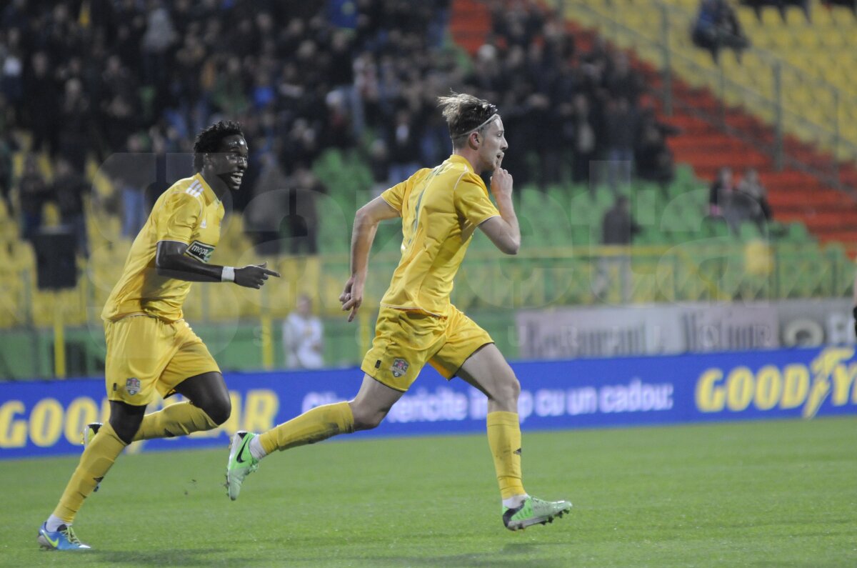 FOTO şi VIDEO FC Vaslui - Petrolul 1-1 » Ploieştenii rămîn fără victorie în faţa moldovenilor