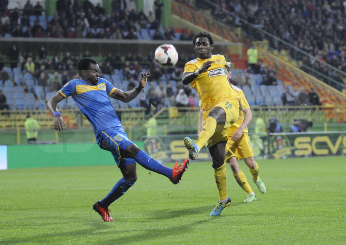 FOTO şi VIDEO FC Vaslui - Petrolul 1-1 » Ploieştenii rămîn fără victorie în faţa moldovenilor