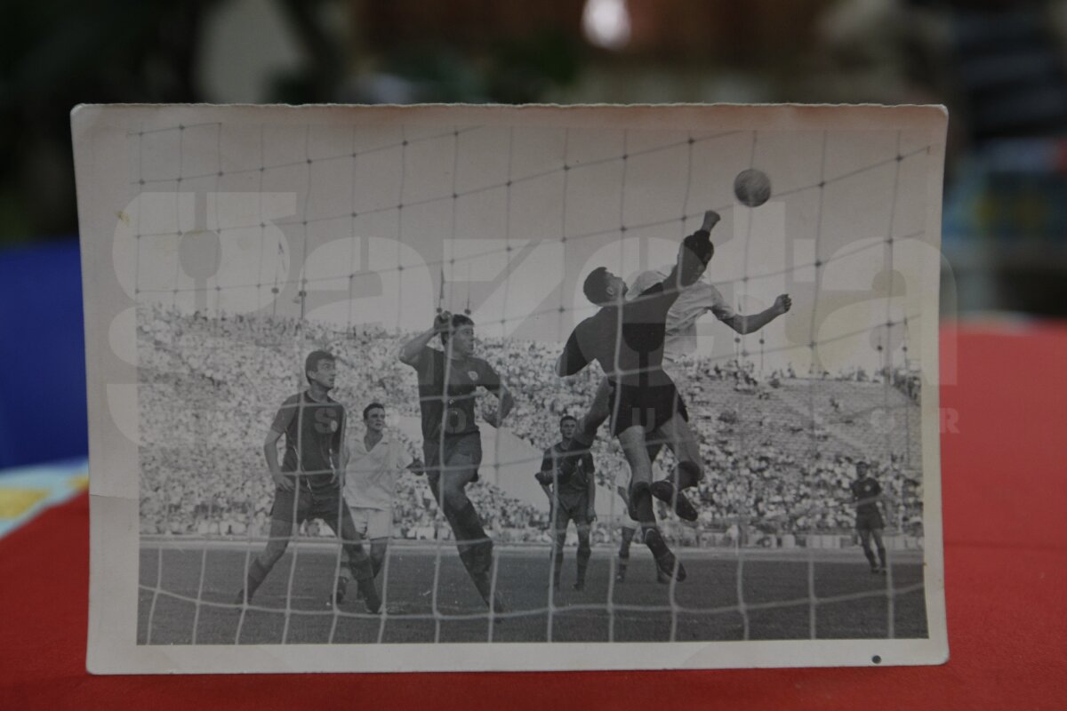 Vasile Suciu, 68 ani, e portarul care i-a scăpat pe roş-albaştri de la ruşinea Diviziei B, în '66