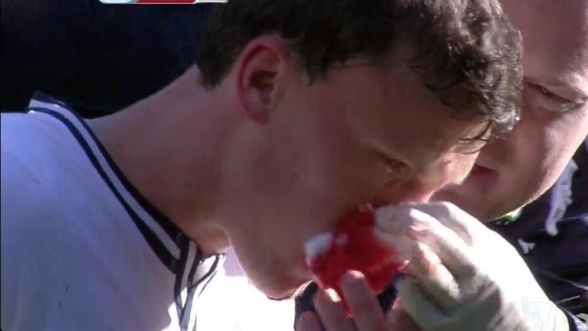 UPDATE Căpitanul e out! Chiricheş ratează barajul cu Grecia! » VIDEO Ce au făcut stranierii convocaţi de Piţurcă