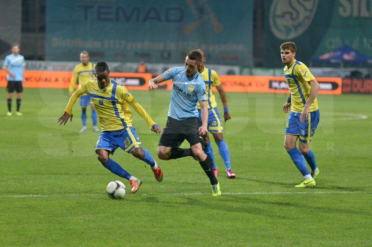 VIDEO şi FOTO FC Braşov a cîştigat derby-ul oraşului împotriva Coronei, scor 2-1
