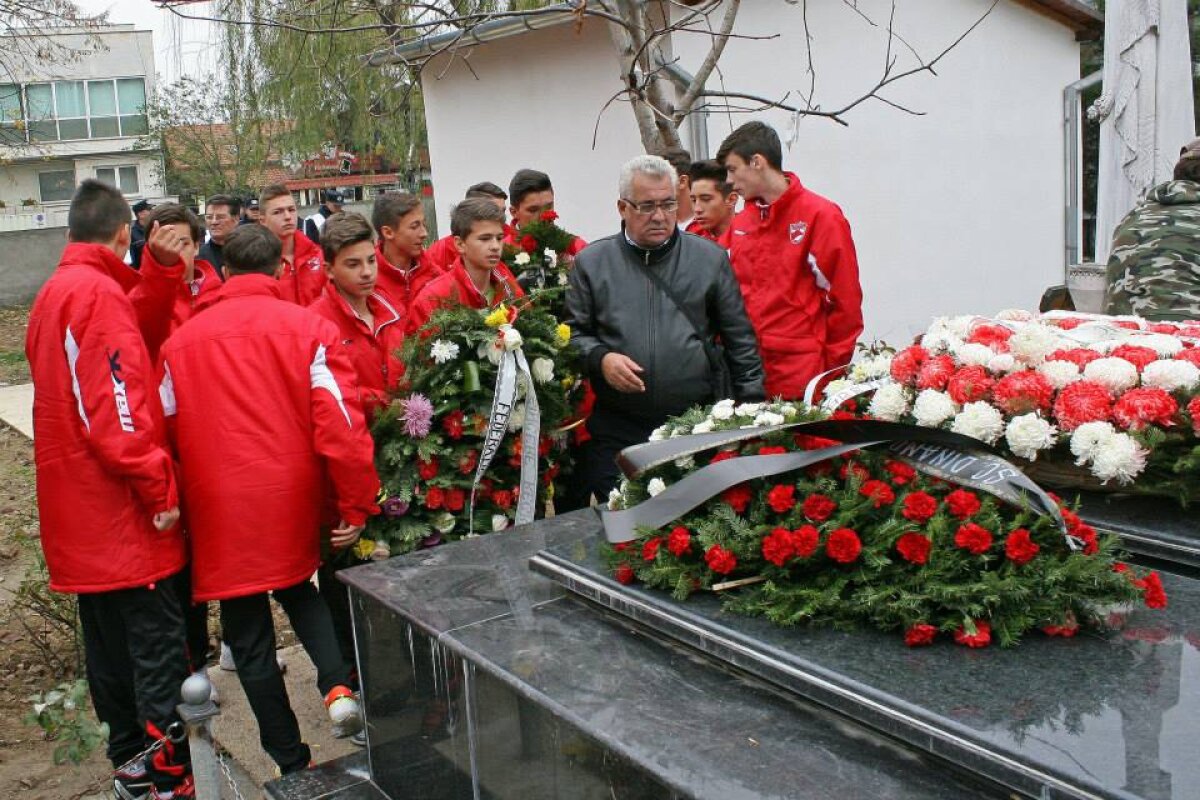 Dinamo a pierdut un mare dinamovist: Lică Nunweiller a fost înmormîntat azi