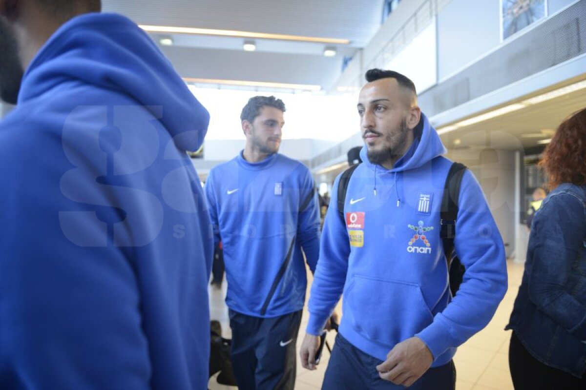 Grecia a sosit în Bucureşti pentru meciul de marţi seară » Galerie FOTO de la aeroport cu Mitroglou şi compania