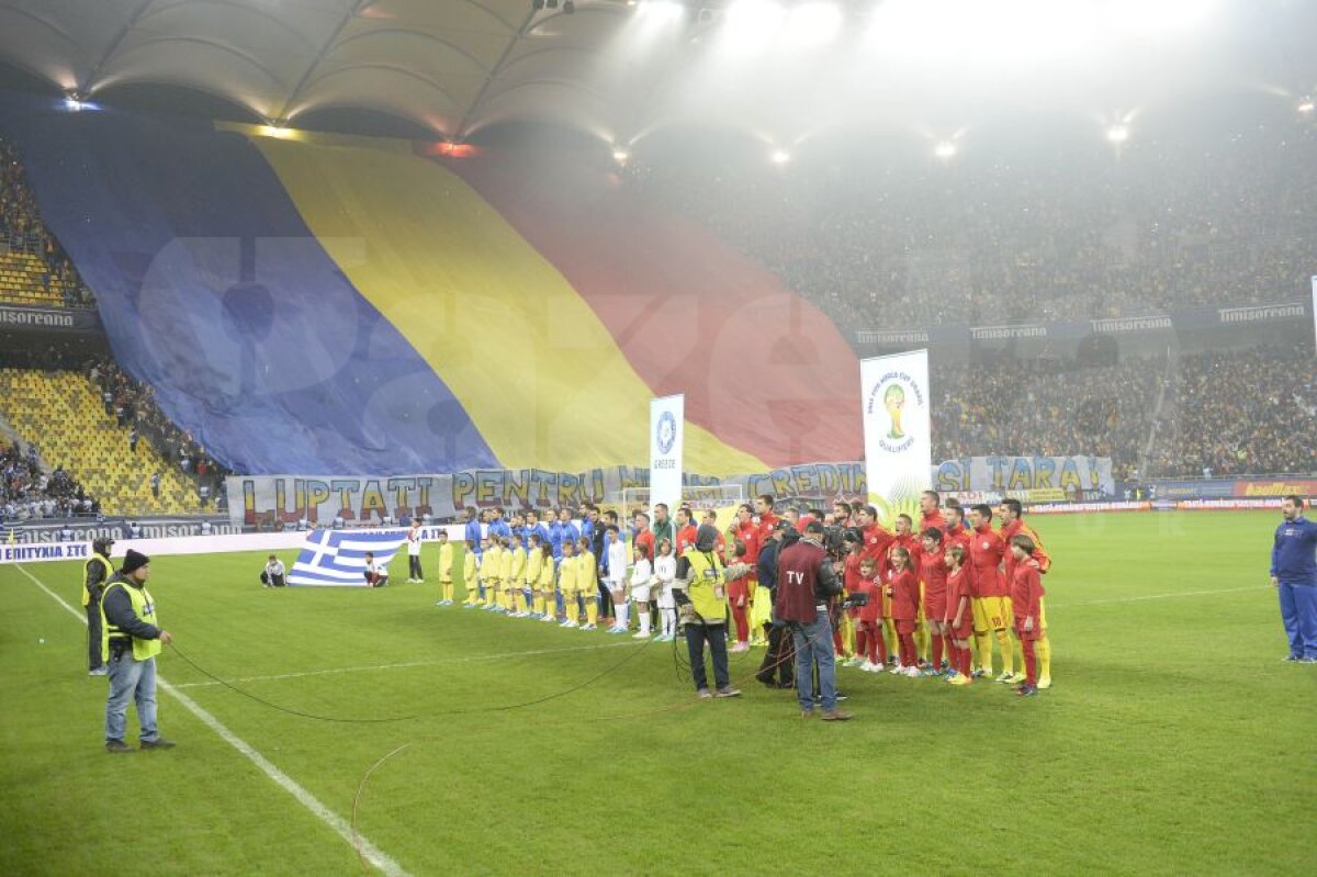 GALERIE FOTO Atmosferă senzaţională la România - Grecia! » "Luptaţi pentru neam, credinţă şi ţară"