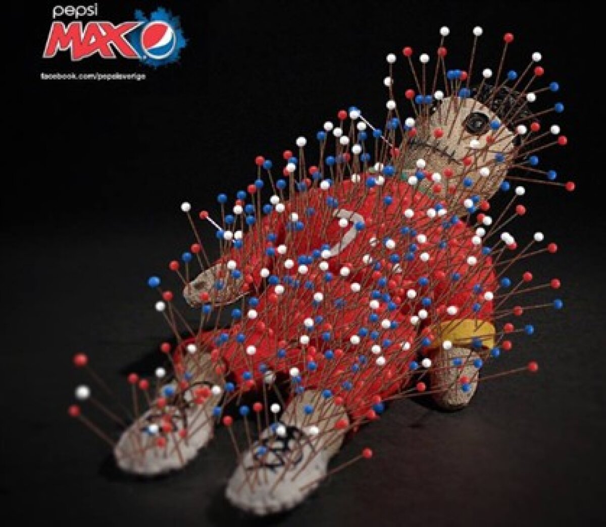 GALERIE FOTO Campanie şocantă dusă de Pepsi în Suedia împotriva lui Cristiano Ronaldo » Portughezii cer interzicerea băuturii