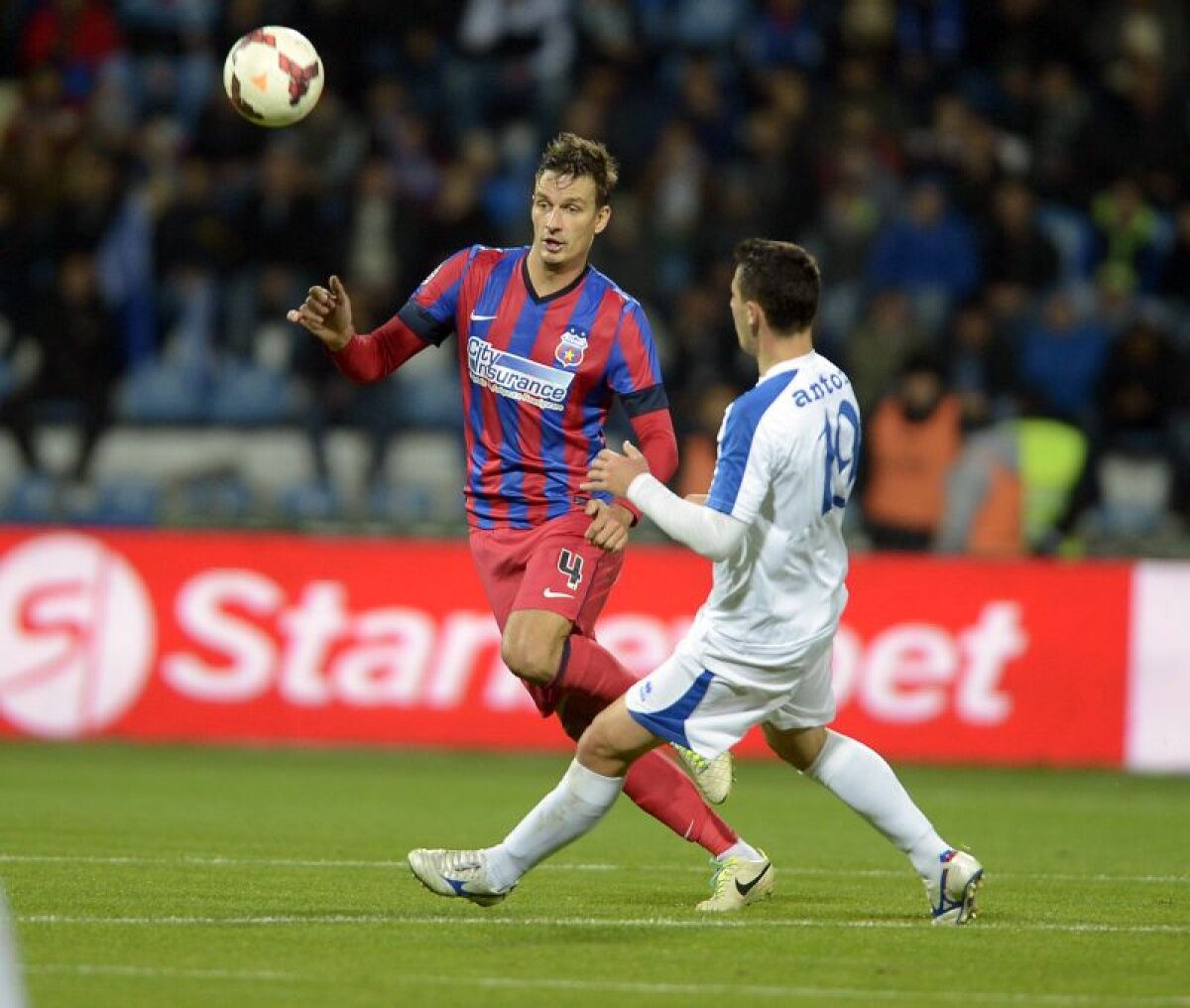 FOTO şi VIDEO Pandurii - Steaua 1-1 » Roş-albaştrii pot pierde mîine primul loc