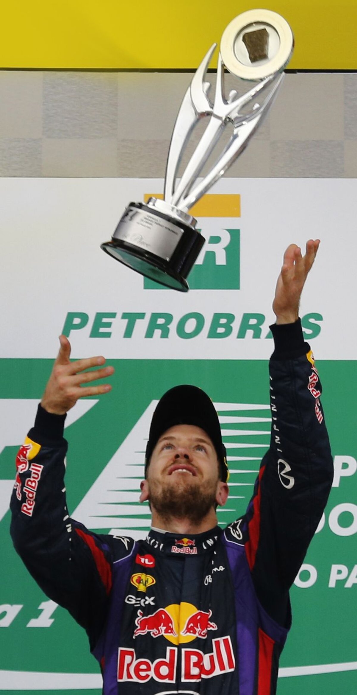 E uriaş! » Vettel s-a impus şi în Marele Premiul al Braziliei după un an fantastic