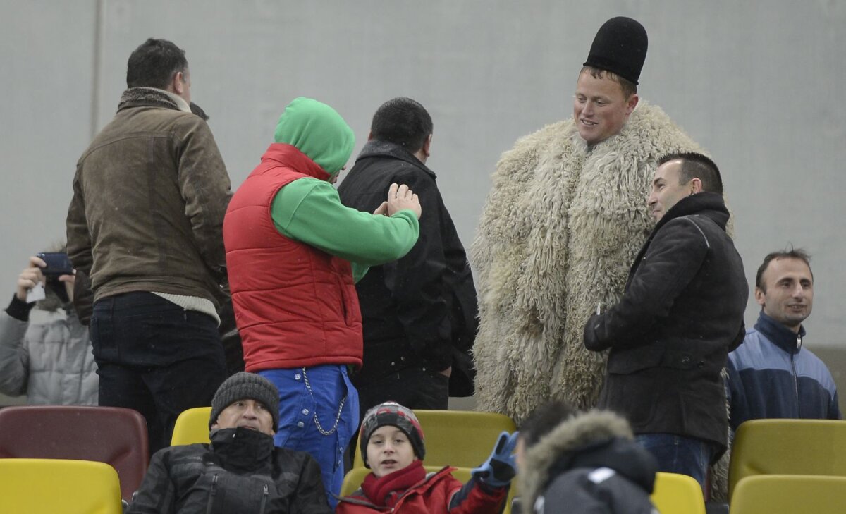 FOTO 10.000 la -2 grade Celsius! » Încă un record negativ bifat de Steaua: cea mai mică audienţă la un meci european