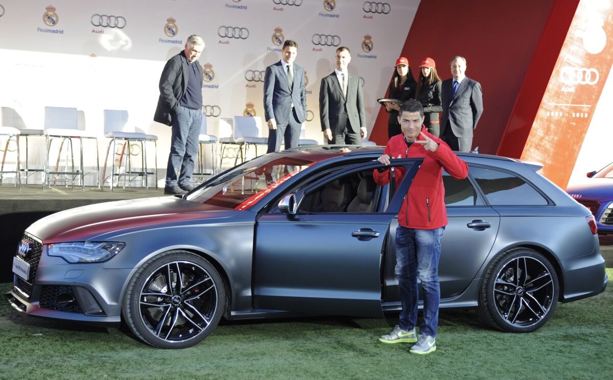 65 de milioane şi e la Barca! » Madridul vrea să se despartă de Sergio Ramos