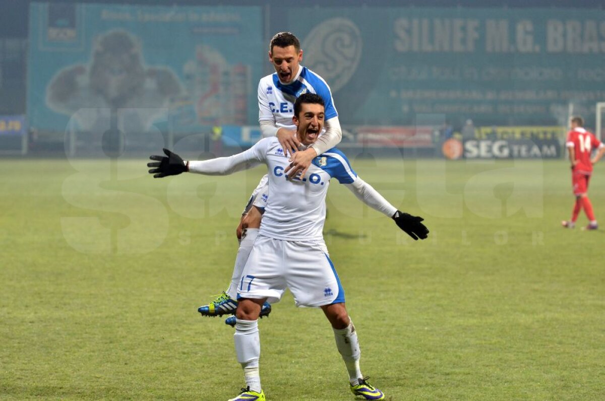 FOTO şi VIDEO Împiedicaţi de ultima clasată » Pandurii, doar egal pe terenul Coronei, scor 1-1