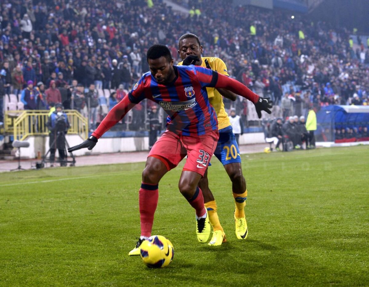 FOTO şi VIDEO Derby controlat de "lupi" » Steaua - Petrolul 1-1 şi lupta la titlu rămîne deschisă