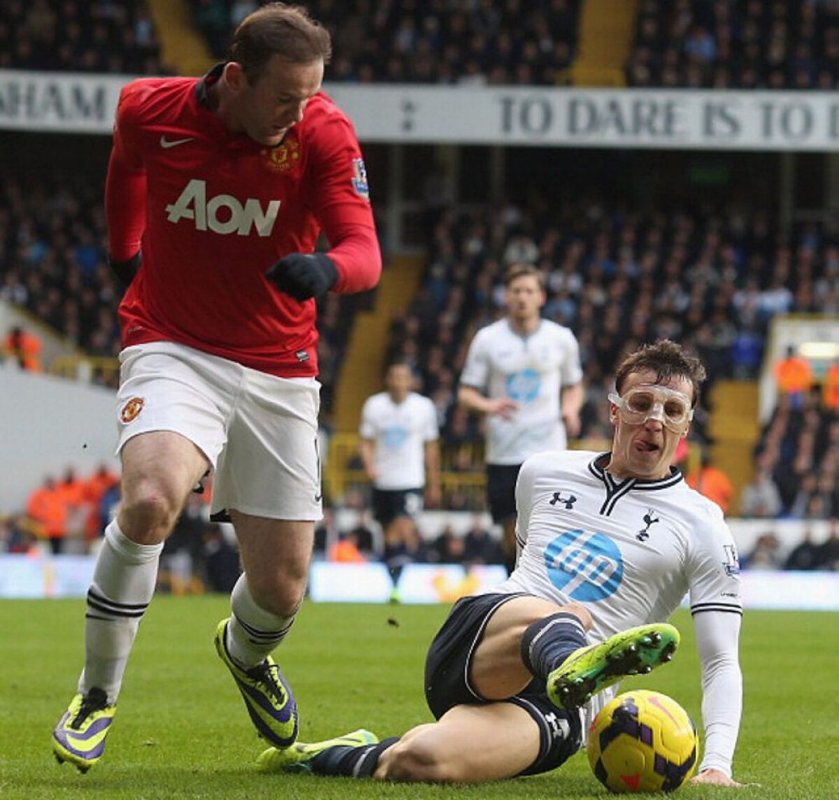 VIDEO "Cruciatul" » Chiricheş cucereşte Premier League: luptător şi artist în acelaşi timp