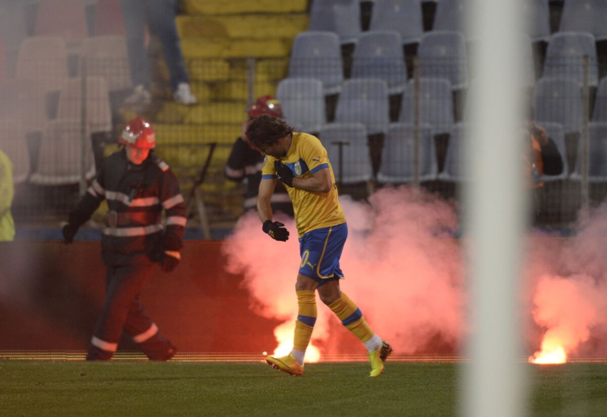 Derby, doar pe hîrtie şi în clasament » Steliştii nu s-au înghesuit pe stadion la meciul cu Petrolul