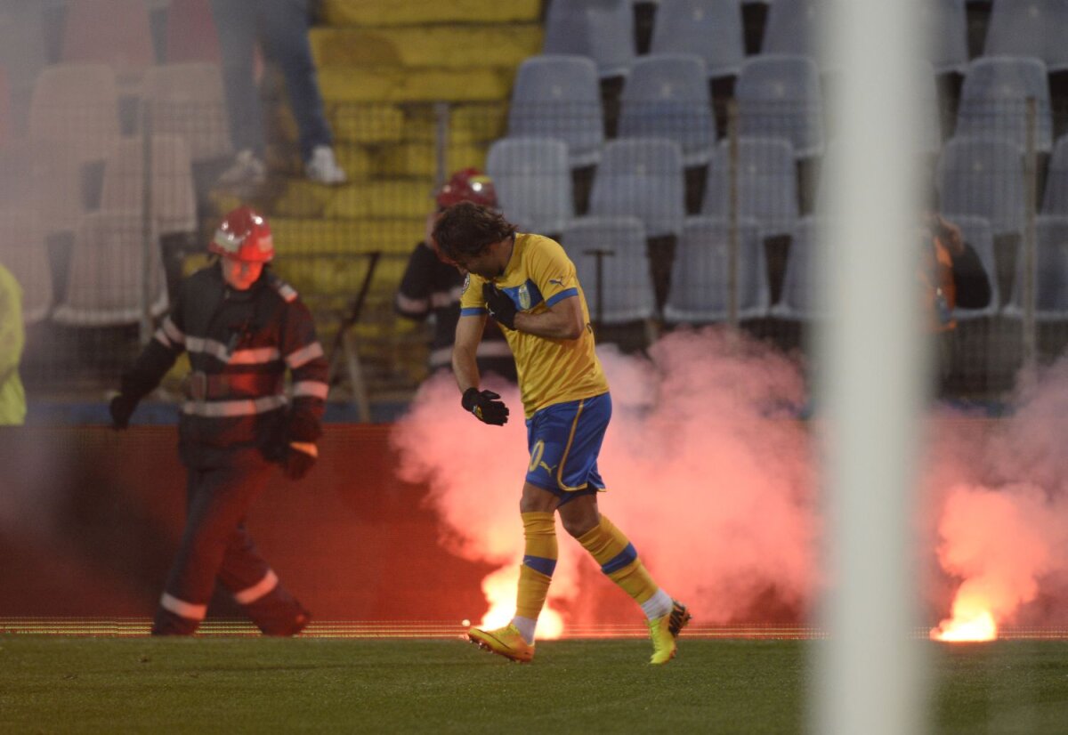 Derby, doar pe hîrtie şi în clasament » Steliştii nu s-au înghesuit pe stadion la meciul cu Petrolul