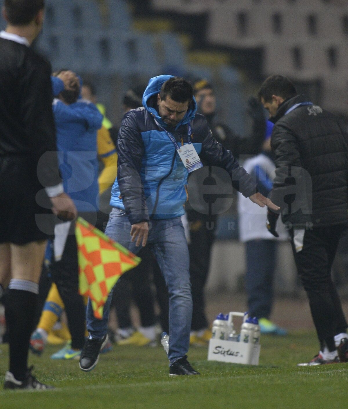 FOTO şi VIDEO Derby controlat de "lupi" » Steaua - Petrolul 1-1 şi lupta la titlu rămîne deschisă