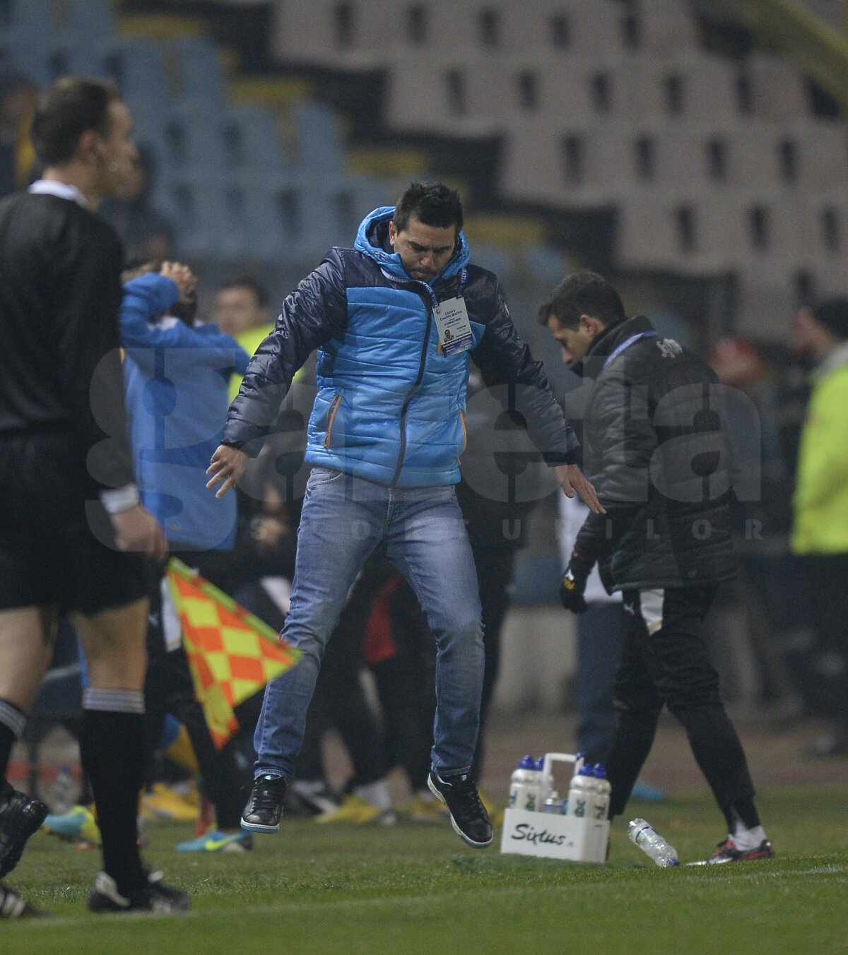 FOTO şi VIDEO Derby controlat de "lupi" » Steaua - Petrolul 1-1 şi lupta la titlu rămîne deschisă