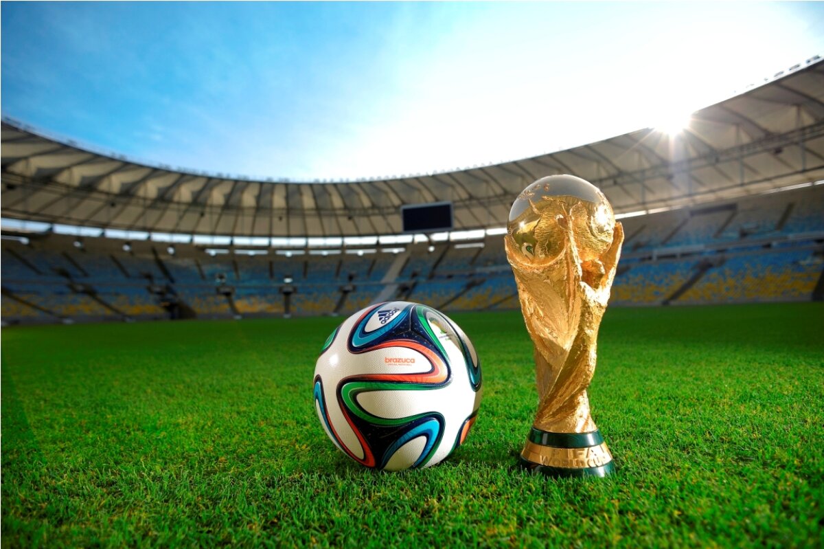 VIDEO şi FOTO » S-a lansat mingea oficială a Cupei Mondiale din Brazilia 2014