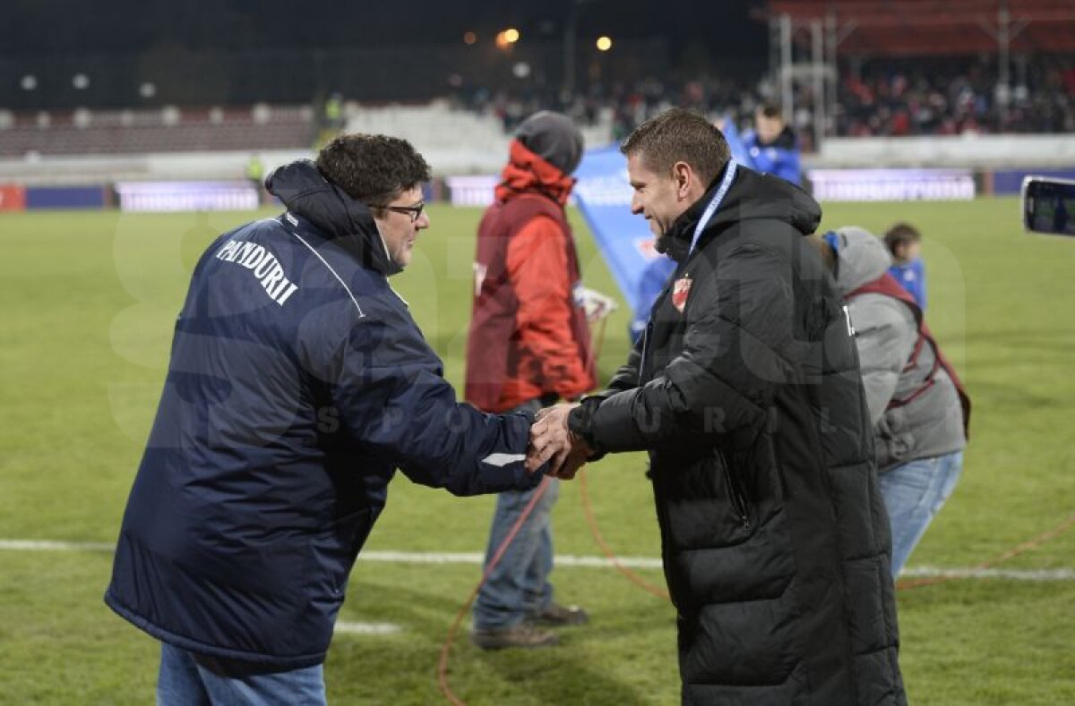 FOTO Dinamo - Pandurii 1-0 » "Cîinii" s-au calificat în semifinalele Cupei României