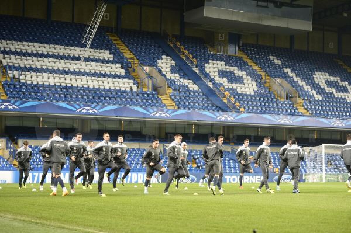 FOTO Spectator surpriză la antrenamentul Stelei » Chiricheş şi-a vizitat foştii colegi pe Stamford Bridge