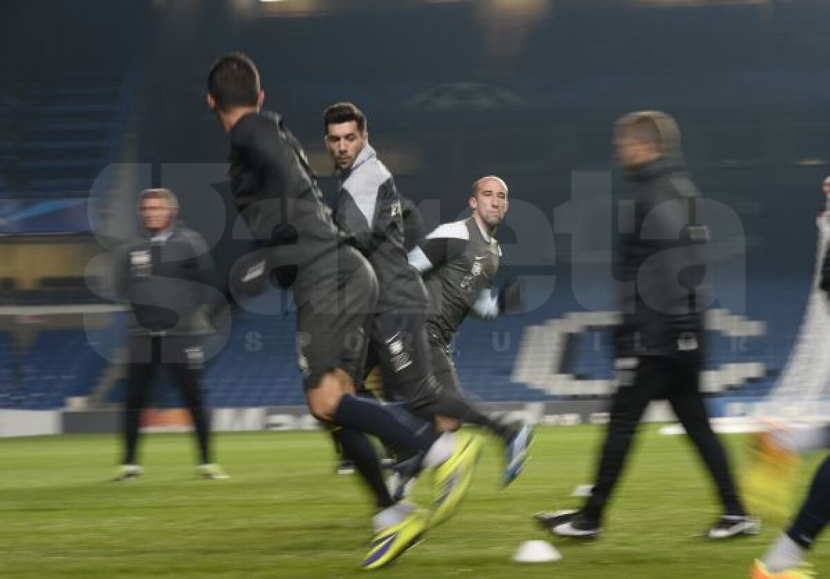 FOTO Spectator surpriză la antrenamentul Stelei » Chiricheş şi-a vizitat foştii colegi pe Stamford Bridge