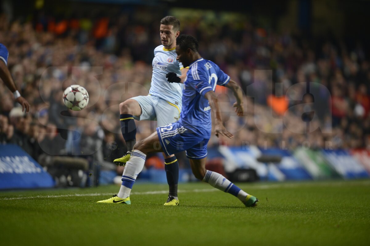 FOTO şi VIDEO Chelsea - Steaua 1-0 » Roş-albaştrii au părăsit cu fruntea sus UEFA Champions League