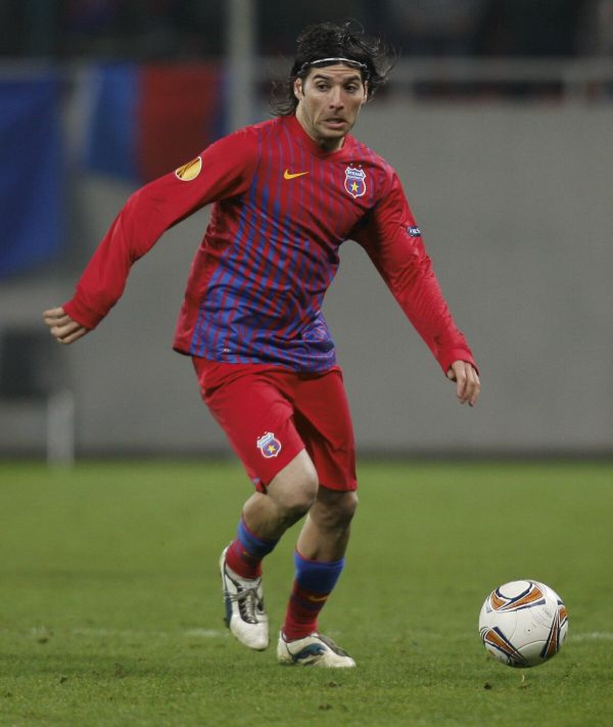 Pregătesc încă două lovituri » Contra vrea să întărească Petrolul cu un fost stelist şi un jucător recomandat de Mutu