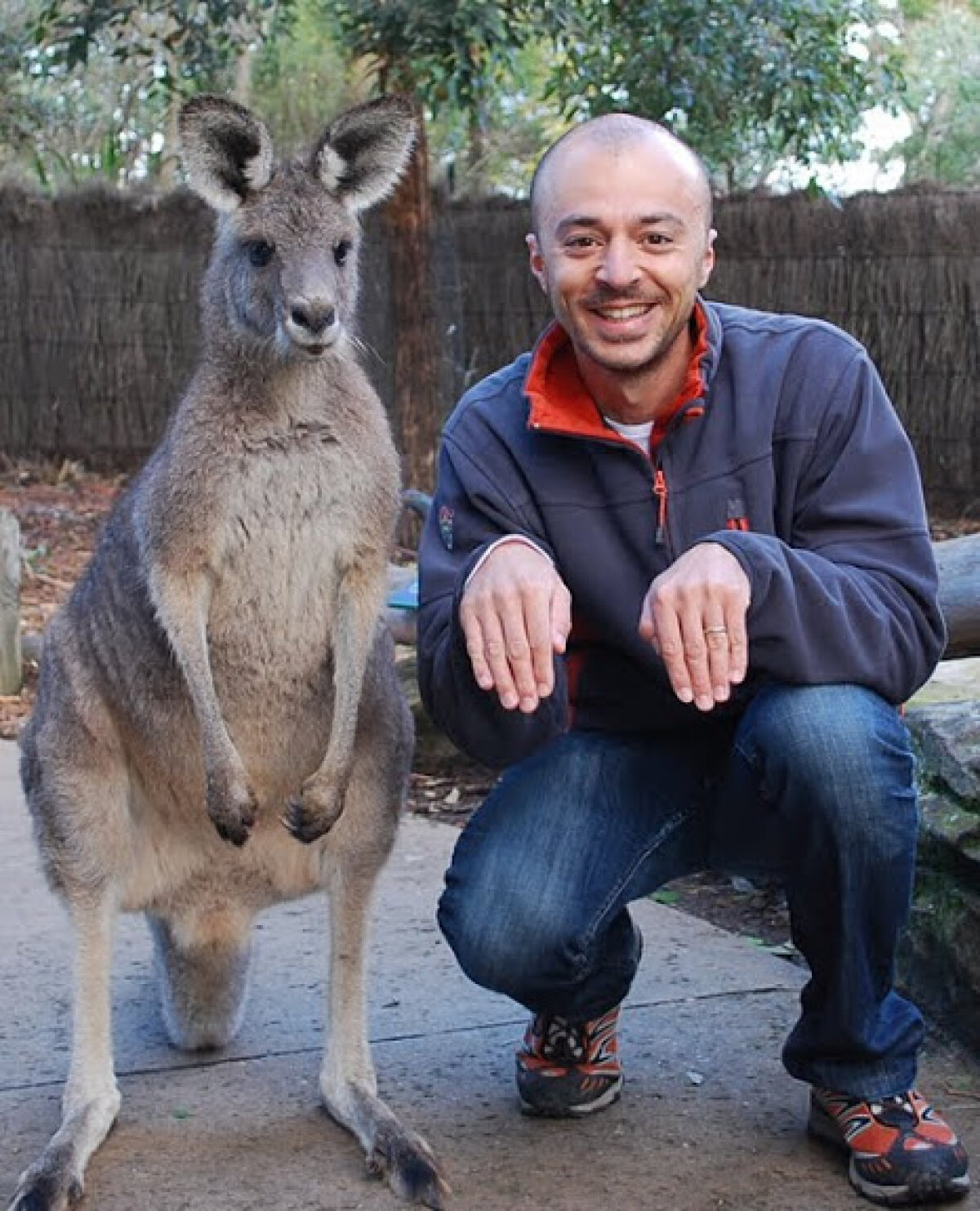 EXCLUSIV GSP Ocolul Pămîntului în 582 de zile » Fost cîntăreţ în "Gaz pe Foc", actual corporatist, Andrei Roşu a intrat în Cartea Recordurilor