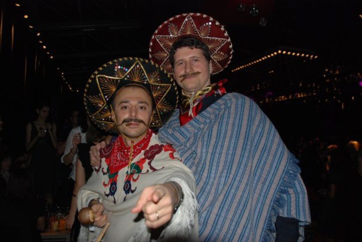 EXCLUSIV GSP Ocolul Pămîntului în 582 de zile » Fost cîntăreţ în "Gaz pe Foc", actual corporatist, Andrei Roşu a intrat în Cartea Recordurilor