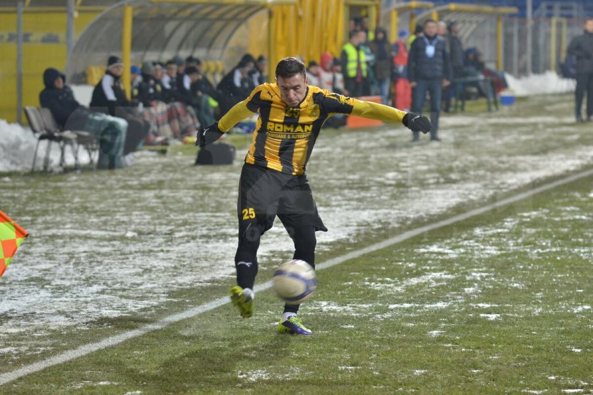 FOTO şi VIDEO Eric-show şi goluri multe » FC Braşov - Pandurii 3-5 şi gorjenii se apropie la 3 puncte de Petrolul