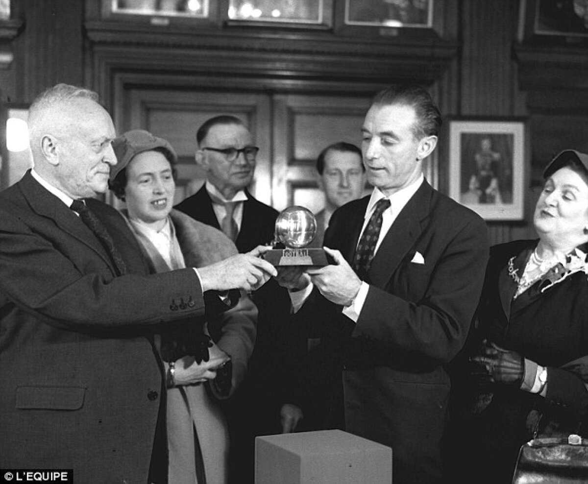 VIDEO & FOTO Primul Balon de Aur » Cum a schimbat faţa fotbalului un vegetarian care şi-a pus ghetele în cui la 50 de ani