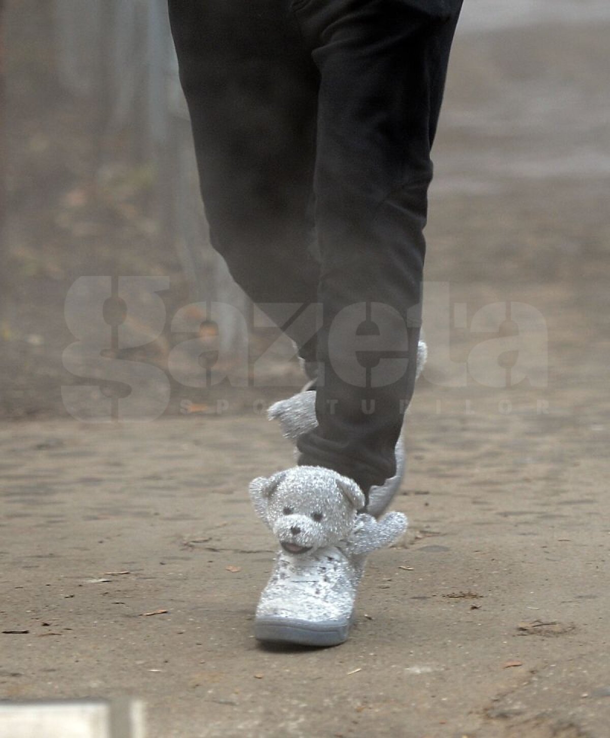 FOTO Iancu i-a "spart" pe toţi la vizita medicală, a venit cu cele mai tari încălţări :D Tănase s-a afişat cu cele mai scumpe