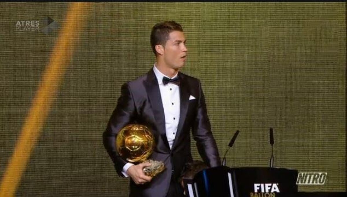 VIDEO şi FOTO » Cristiano Ronaldo este "Balonul de Aur 2013"! Portughezul a plîns cînd a primit trofeul: "Nu există cuvinte să descriu acest moment"